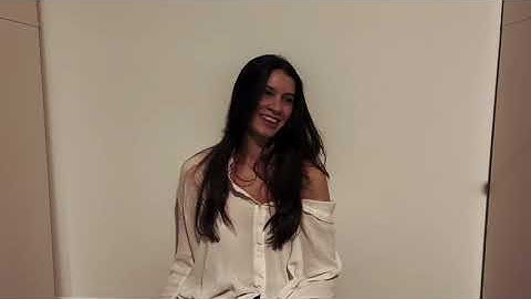 Cay Calvin - second guessing (Official Music Video) 