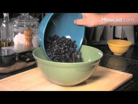 How to Make Blueberry Cobbler