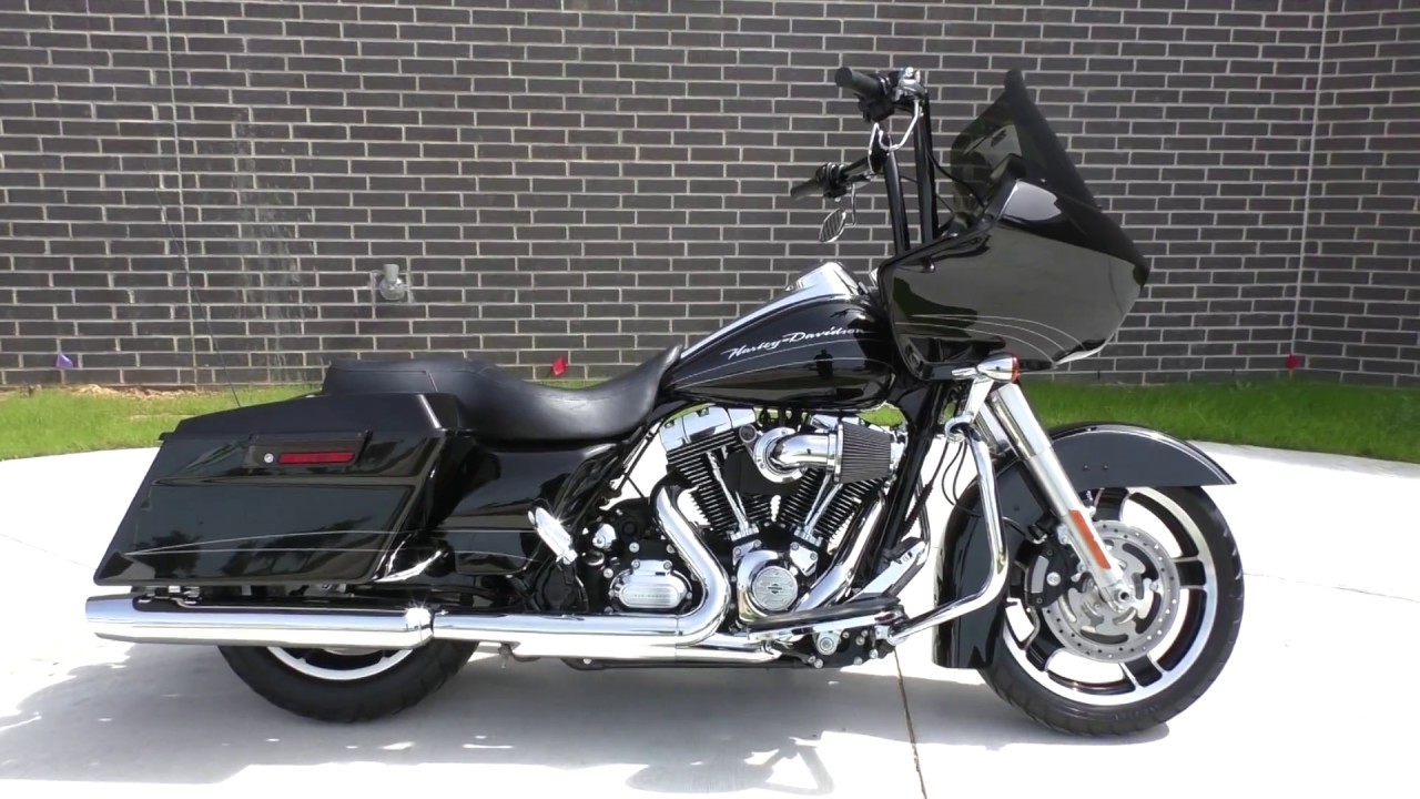 2012 Harley-Davidson® FLTRX - Road Glide® Custom