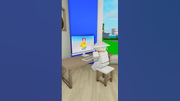 my parents saw me doing the military dance😱🥓 #robloxshorts #roblox