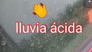 Cómo quitar las gotas de lluvia ácida de mi carro?