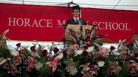 HM Valedictorian delivers Graduation Speech
