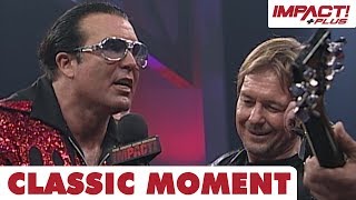 Scott Hall Gets Knocked Out In The Pit With Rowdy Roddy Piper Clic Impact Wrestling Moments