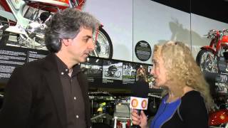 BARCELONAUTES / MAX LLAMAZARES - COMISSARI MOSTRA "CATALUNYA MOTO"