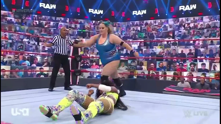 Naomi Vs Eva Marie Friend Kimberly Benson (WWE Raw...