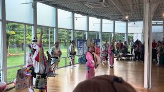7/12/2025 @ Elmhurst Art Museum | Instrument introduction and Let’s dance together イベントの締め、総踊り