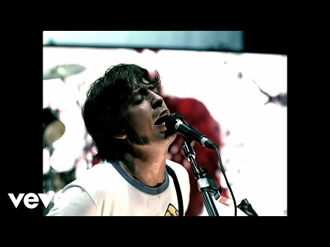 Foo Fighters - All My Life (Official Music Video) 