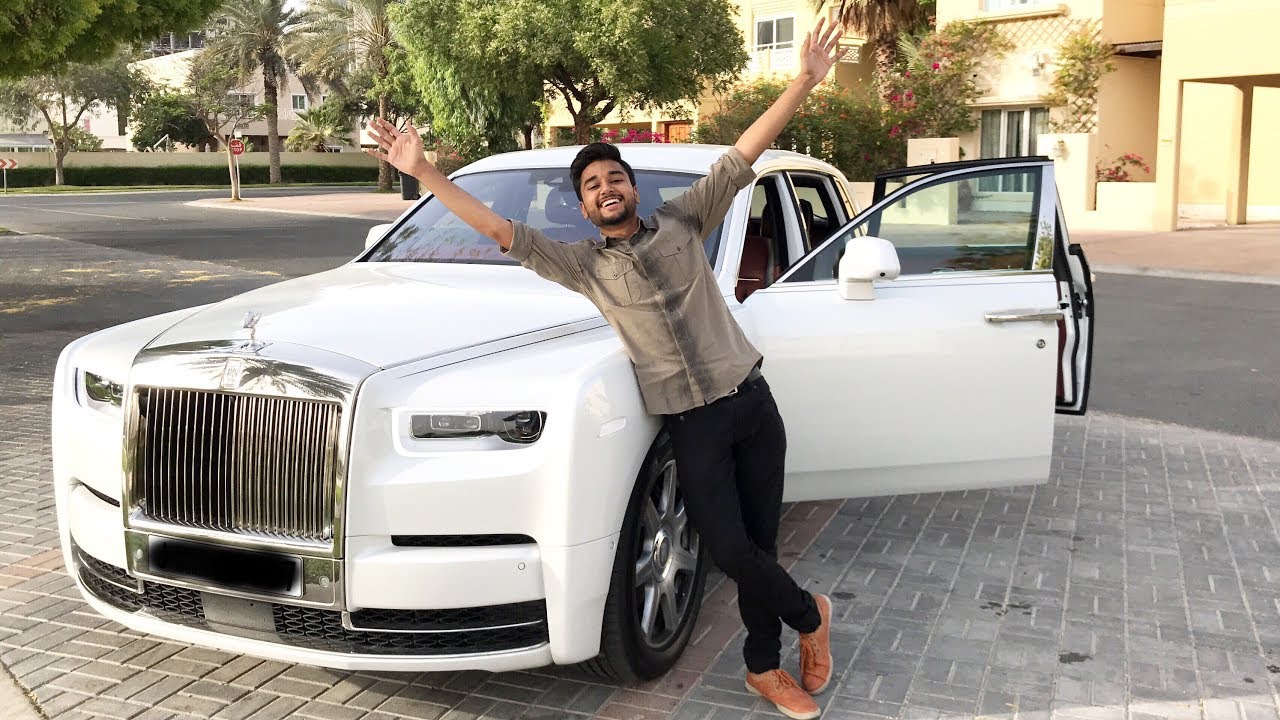 Having a ROLLS ROYCE PHANTOM VIII for a day!