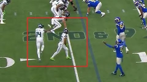 DK Metcalf hilariously TAUNTS Jalen Ramsey, waves at Rams CB before play begins to troll him