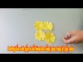 hướng dẫn cách gấp và cắt bông hoa hồng màu vàng từ giấy màu