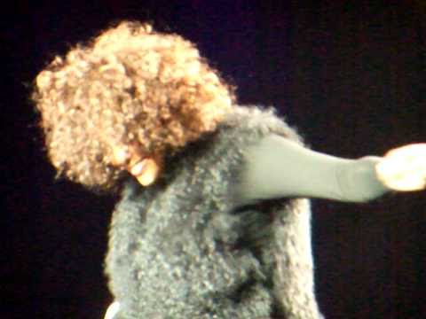 **** WHITNEY HOUSTON AMAZING **** VOCAL SPARR - MY...