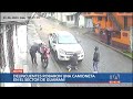 Cámaras de seguridad captan el robo de un vehículo en Guamaní, sur de Quito