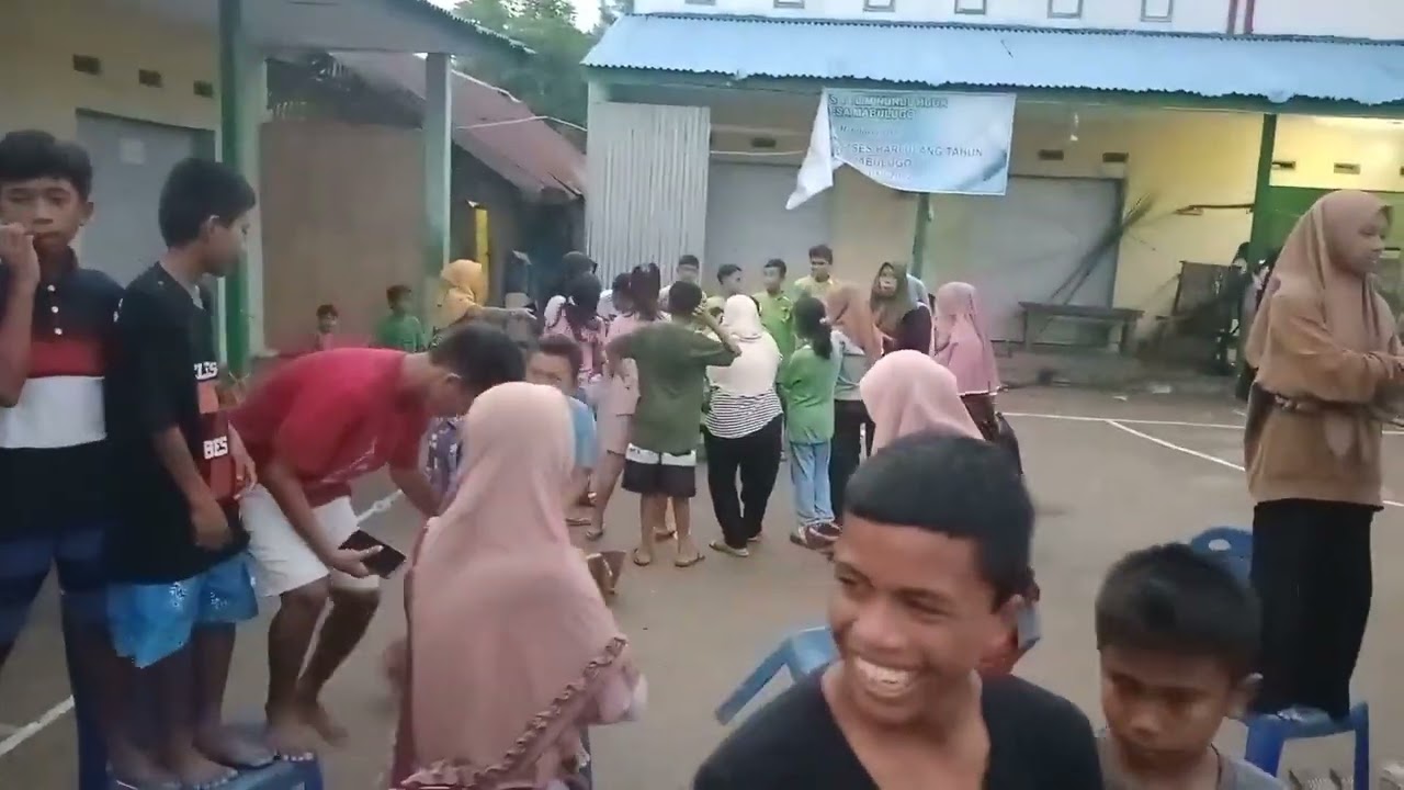 Penyerahan 🏆 Juara Futsal Desa Mabulugo