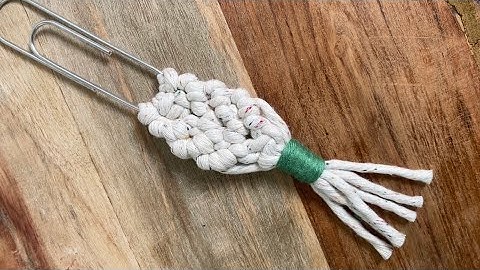 How to Macrame a Bookmark Using Scraps and a Jumbo Paperclip