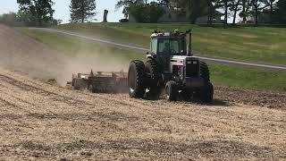 White 185 pulling 20' McFarlane Reel Disk