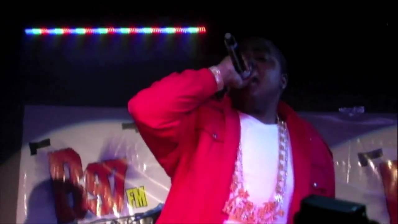 Sean Kingston (Me Love) YouTube