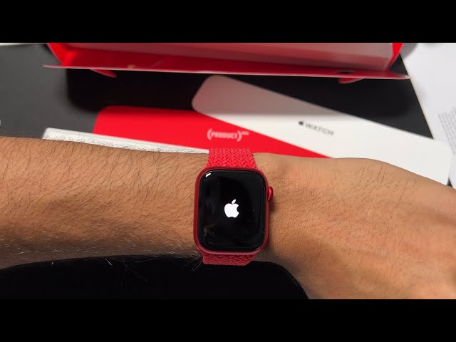 Meet the Apple Watch Series 7 (PRODUCT)RED — (RED)