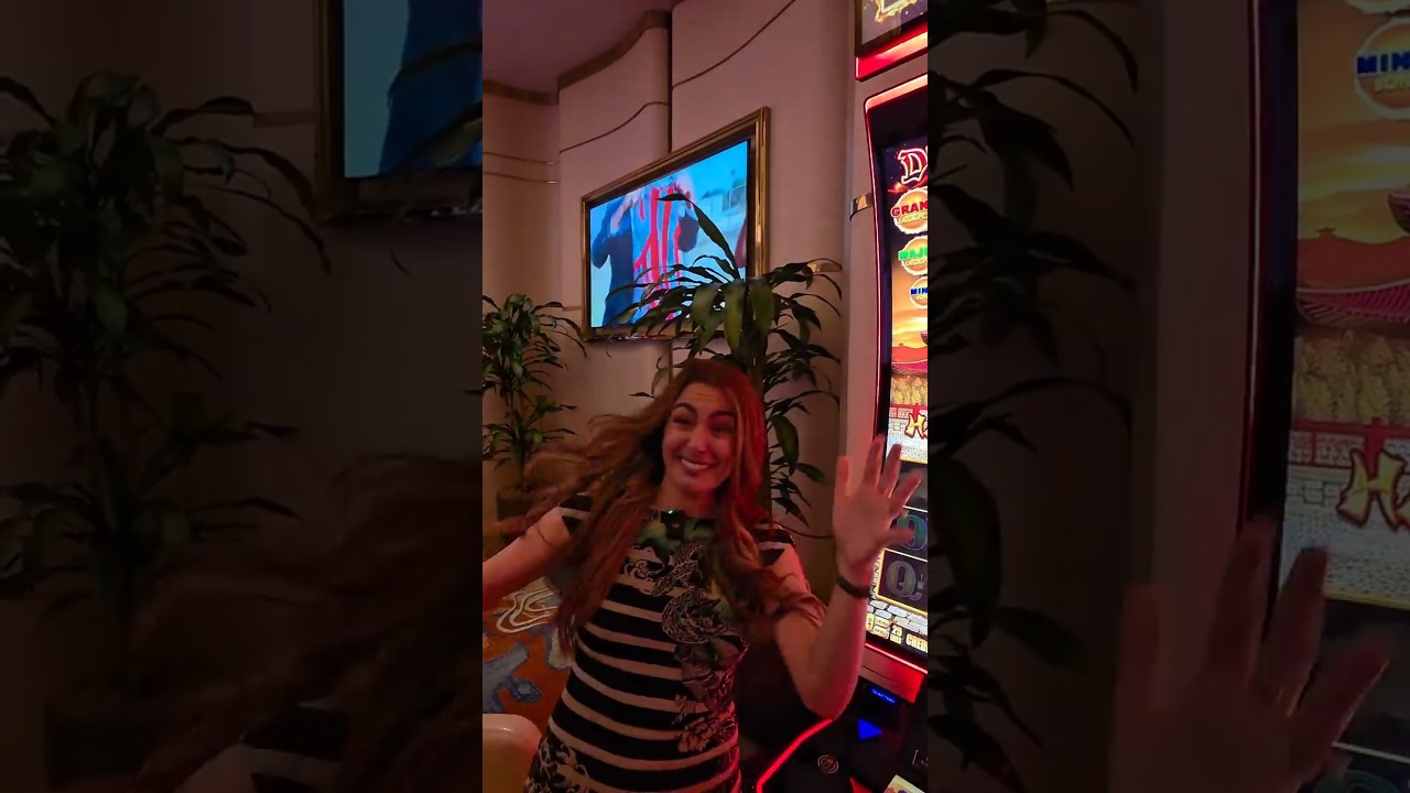 IT FINALLY HAPPENED on a $750 BET!!! #vegas #casino #slot