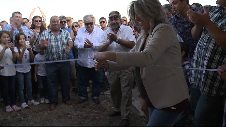 Mujica participó de la inauguración de la primera cooperativa de viviendas de Libertad