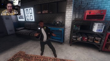 Phasmophobia | Friend tries it in VR for the first time