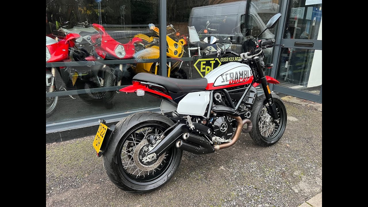 DUCATI SCRAMBLER URBAN MOTARD 800 2022 QUICK START UP AND WALK ROUND 
