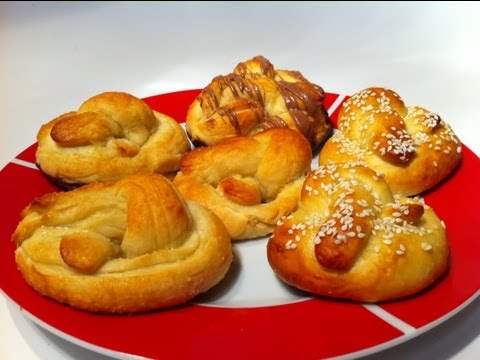 HOW TO MAKE PRETZELS (soft & buttery)