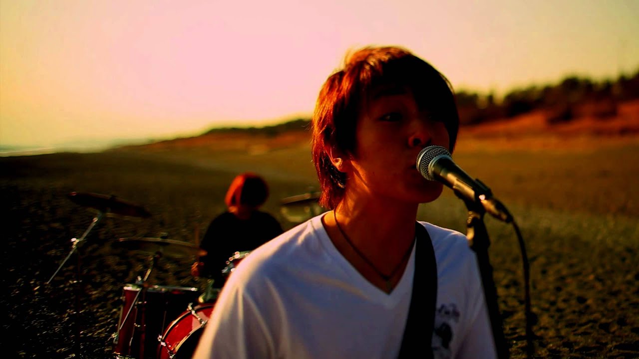 SHIT HAPPENING「Sign」 - YouTube