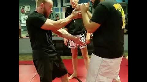 Filipino dirty boxing demonstration