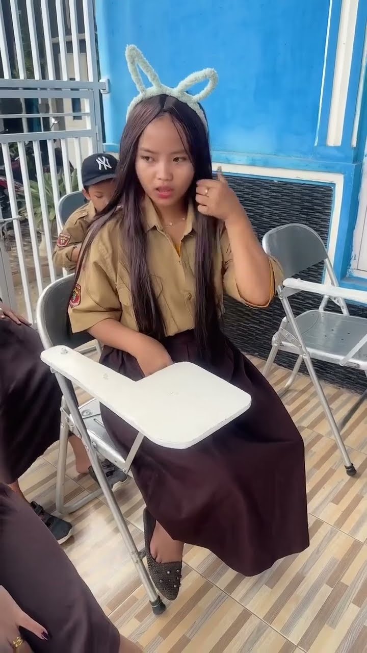 Vidio kocak dan goki @nyaikembang1nyaikembang1 /ketika ada razia rambut?