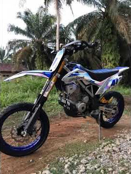 story wa supermoto KLX 150