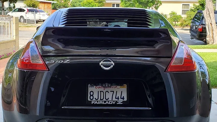 Installing Z1 Hatch Struts on my 370z