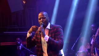 Video thumbnail of "Never Too Much (Cover by Zalon) | LIVE AT JAZZ CAFE"