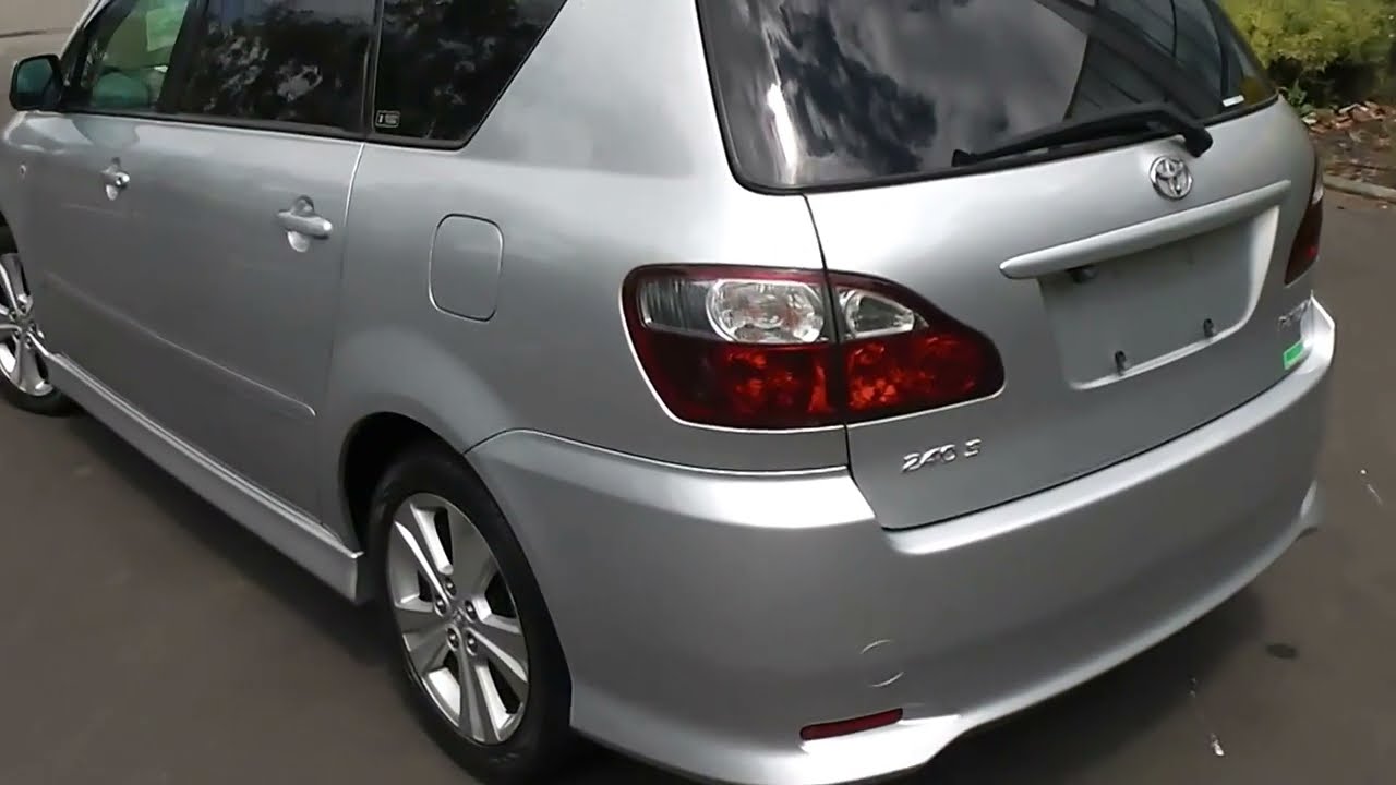 Toyota ipsum салон