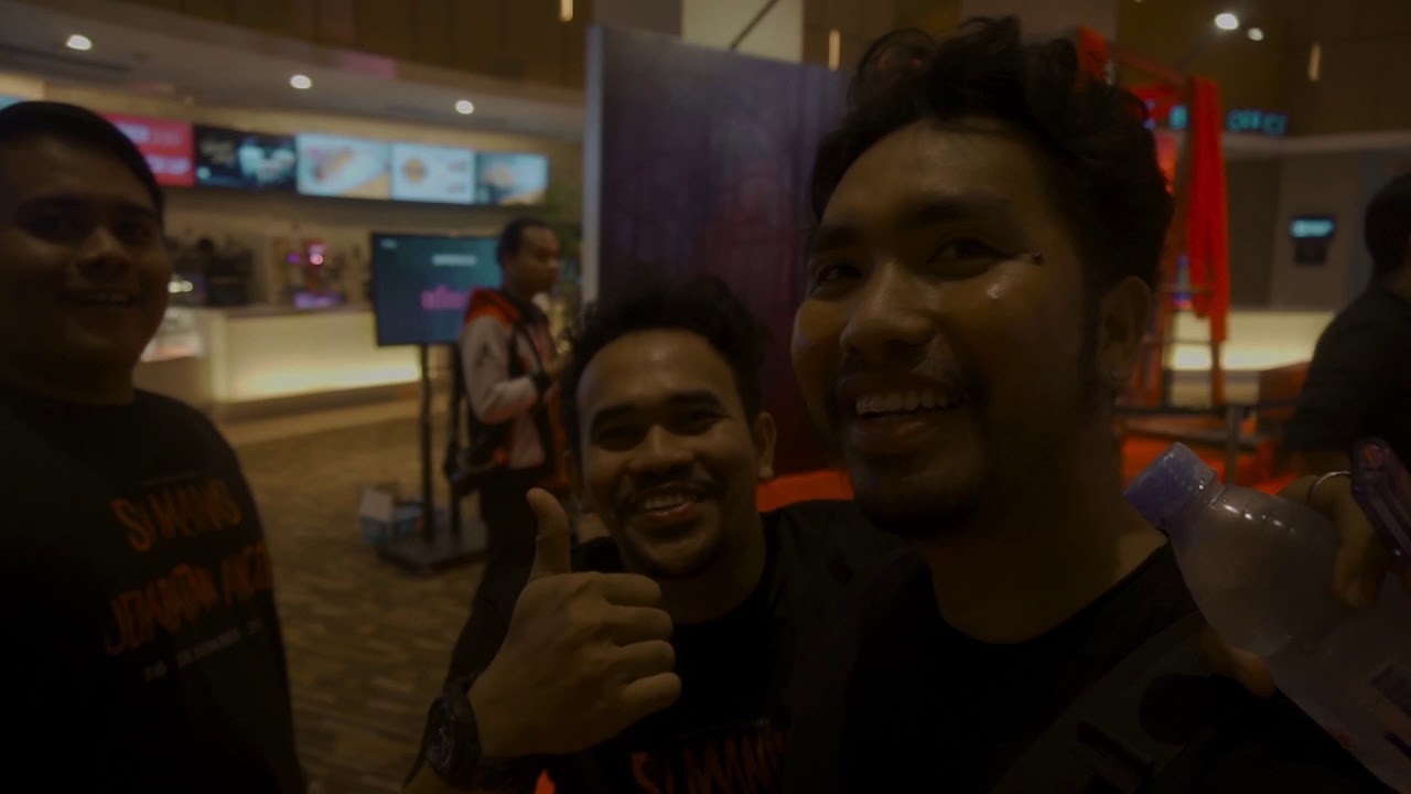 Premier film simanis dijembatan ancol DAT band ost. bikin PECAH suasana