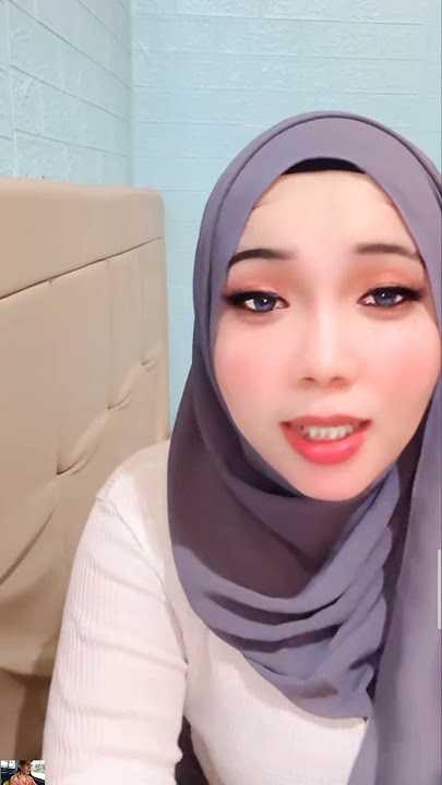 Bigo live jilbab sedang mendengar musik, cewek cantik viral hot menarik #cantik #hidup #bigo #cewek