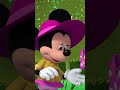 MINNIE: Minnie y la bebe gorila 🦍💖 | Disney Junior Oficial