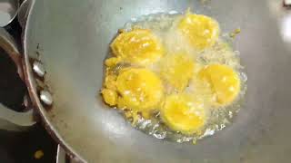 @gaaokhaoomeresath93#Lauki ki pakodi recipe#recipe#cooking videos#pls subscribe#bottlegourdpakodi