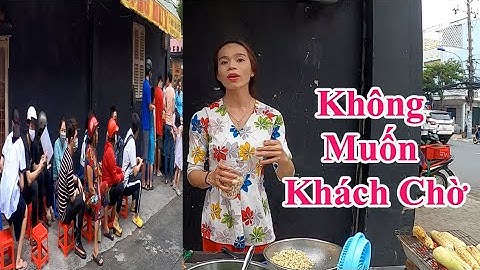 Cô Ba Miền Tây Đầu Tư Quạt Nướng Bắp Và Ghế Cho Khách Ngồi