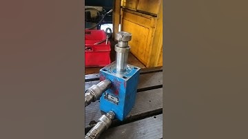 hydraulic house connector used in hydraulic cylinders.  #engineering #tools #viral #machine #cnc