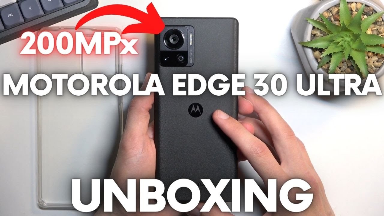 Moto's Flagship  Motorola Edge 30 Ultra Unboxing & Camera Analysis 