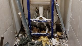 recherche de fuite destructive encore le WC suspendue | Réparation et modification de colonne WC