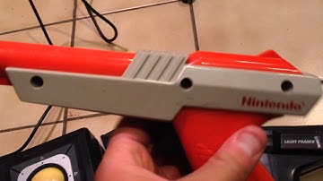 Nintendo Zapper and Sega Light Phaser Track Ball Review