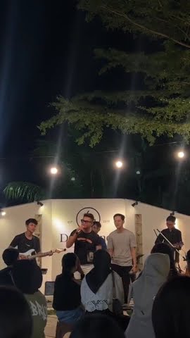 Detik- detik Gilga Sahid Nyamperin Cewe nangis