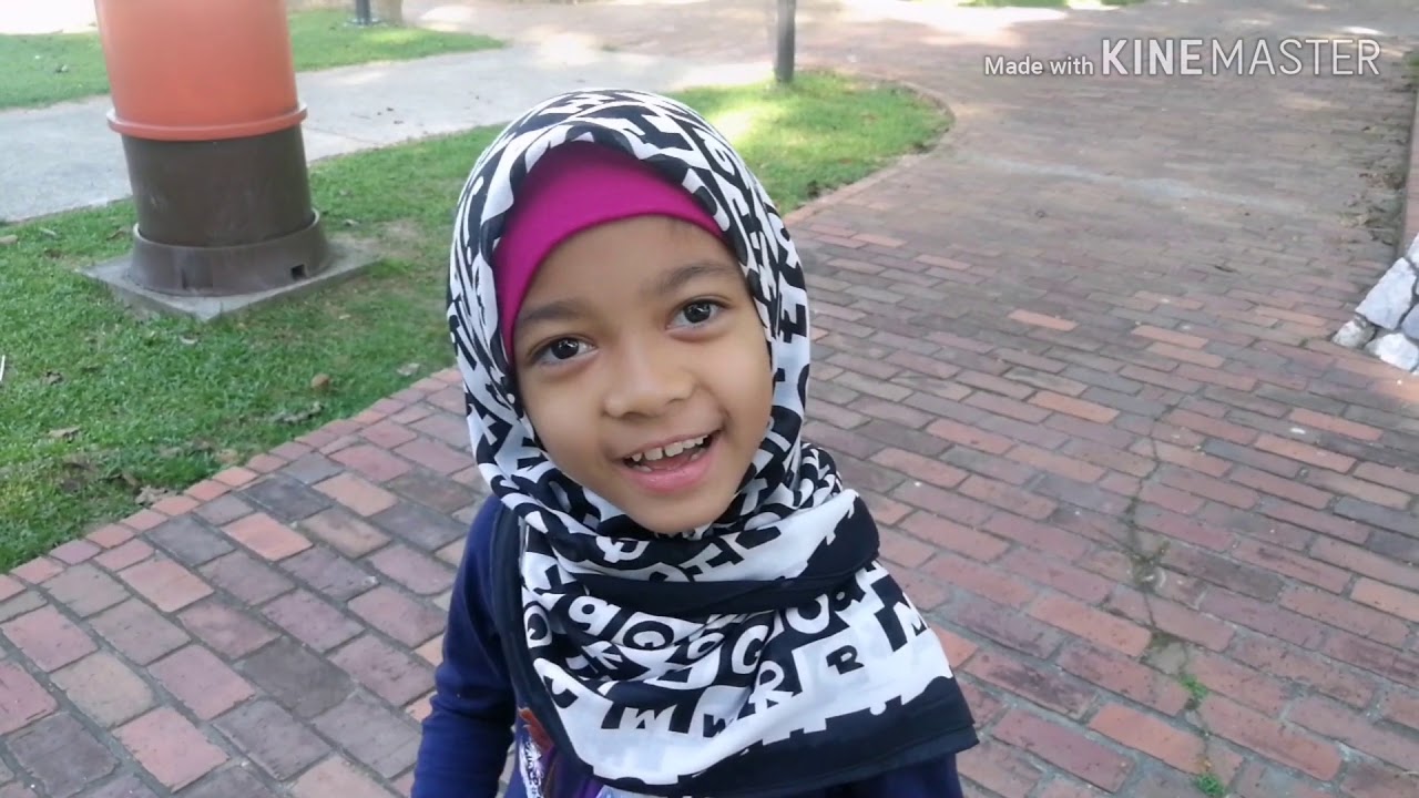 Download Aisya Sofea Background