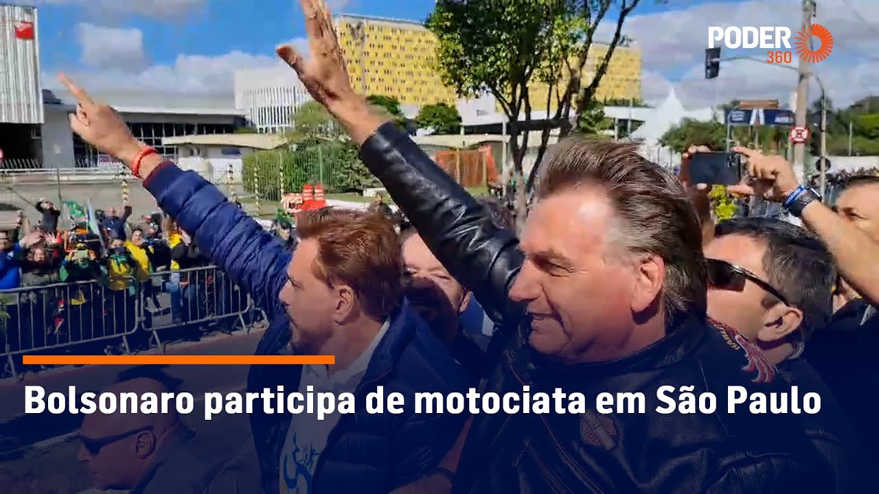 Bolsonaro participa de motociata em São Paulo