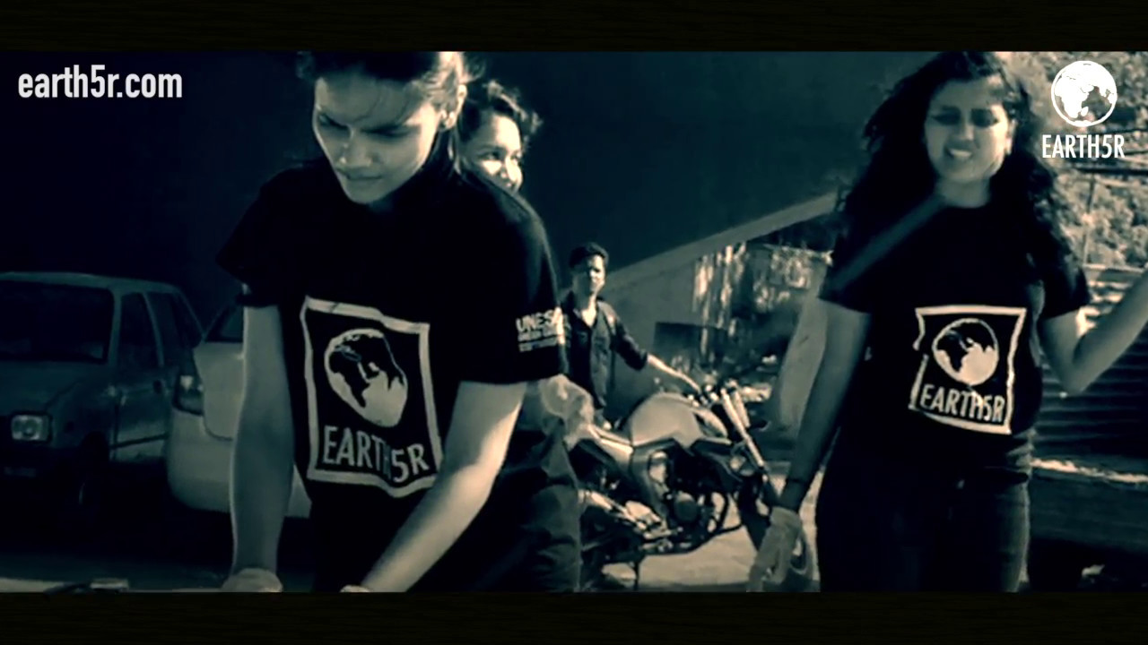 Mula Mutha River Cleanup at Pune by Earth5R