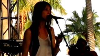 Charlotte Gainsbourg - &quot;Master&#39;s Hands&quot; @ Coachella 2010