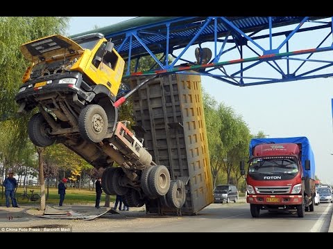 CRAZY Truck Crashes, Truck Accidents compilation 2015  Part5  YouTube
