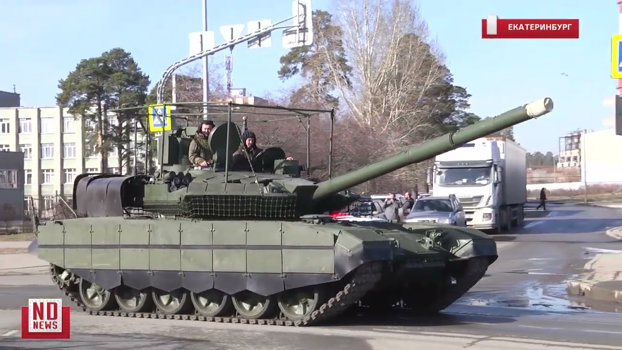 Первая репетиция парада Победы с танками прошла в Екатеринбурге