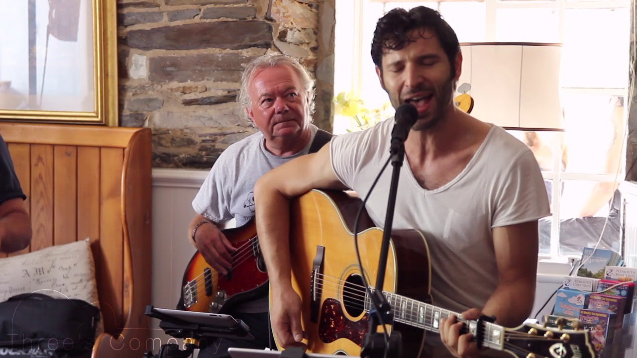 Wake Me Up / Save Tonight - Live Acoustic Cover 2018